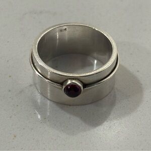 VINTAGE Artisan 925 Sterling Silver Garnet Accent Chunky Ring